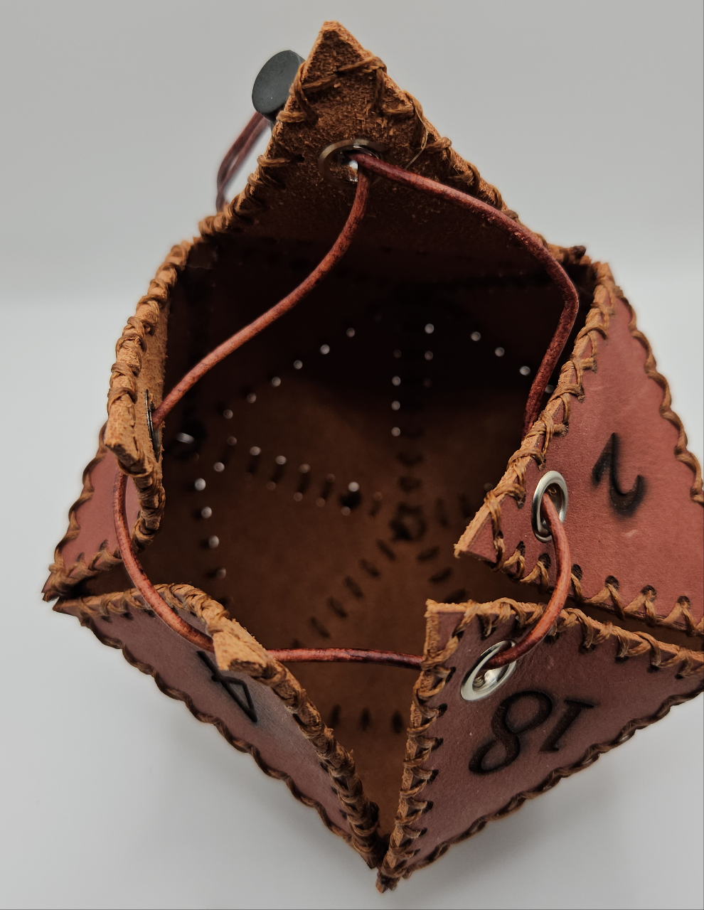 D20 Dice Bag - Cigar brown